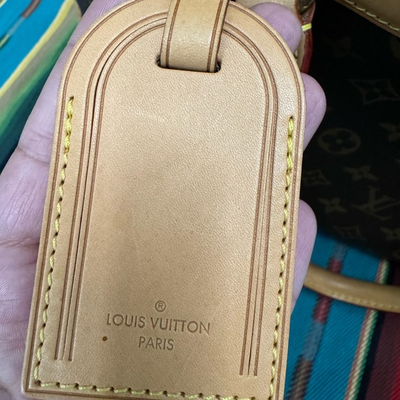 LOUIS VUITTON Pet Carry Monogram Sac Shan 40 - Picture 4 of 13